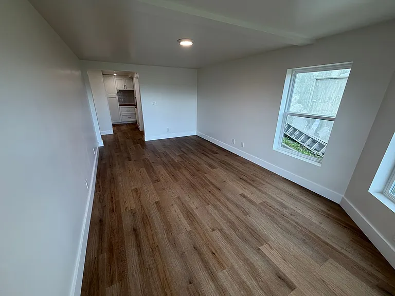 1 Bed 1 Bath Brand New Apartment In Cleveland Heights — Photo 4