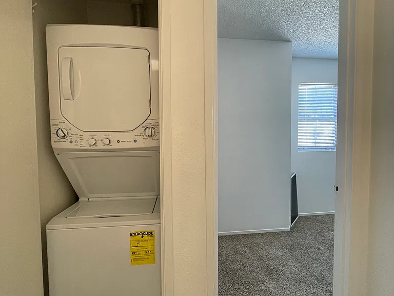 118 Palisade Ave #A — Photo 16