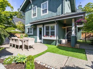 1645 Saint Andrews Ave, North Vancouver, BC V7L 4V7