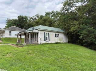 1003 4th St, Keosauqua, IA 52565