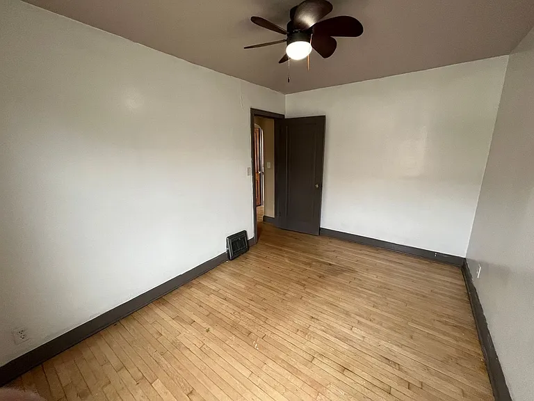 803 Grand Ave — Photo 10