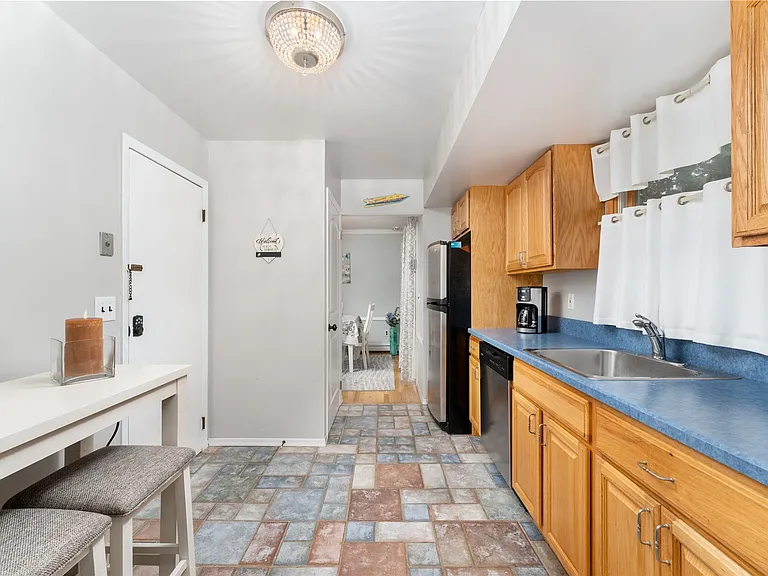 8 Wakeman Ct — Photo 9