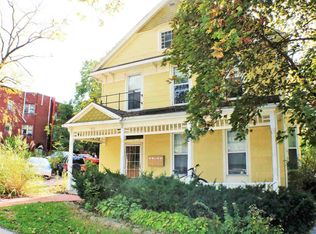 803 E College St, Iowa City, IA