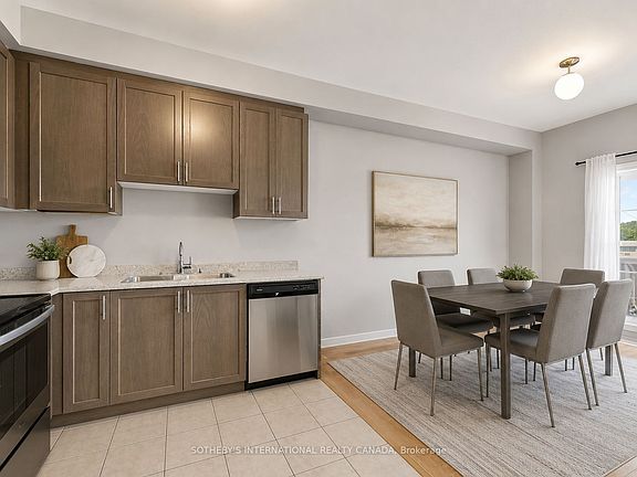 3rd image of 71 Daniele Cres