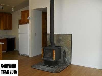 4th image of 19961 L St