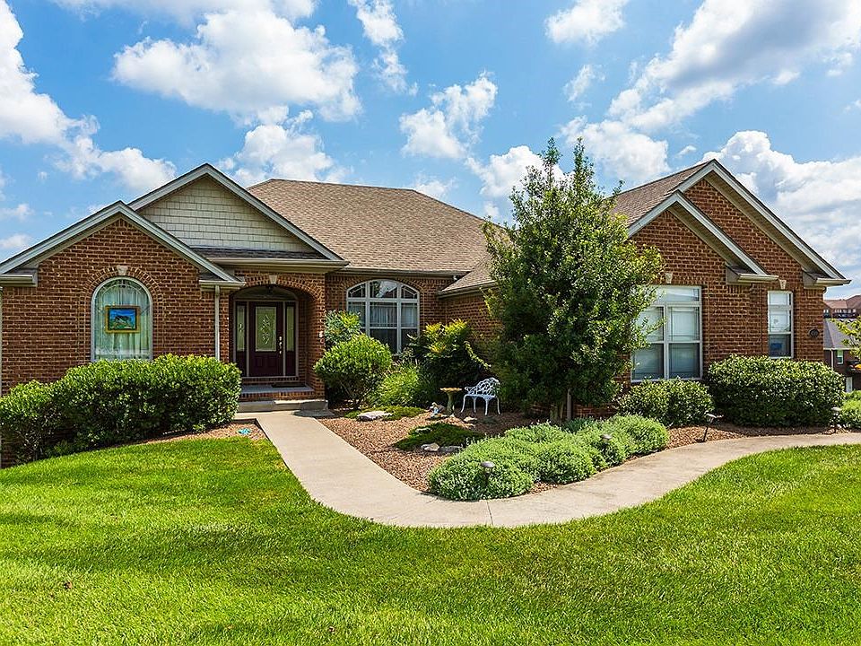 1st image of 410 Bay Hill Cir