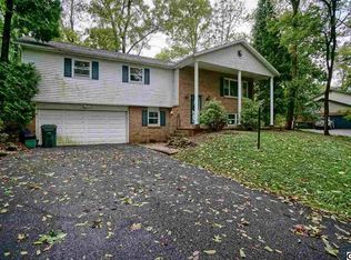 130 Hickory Rd, Carlisle, PA 17015