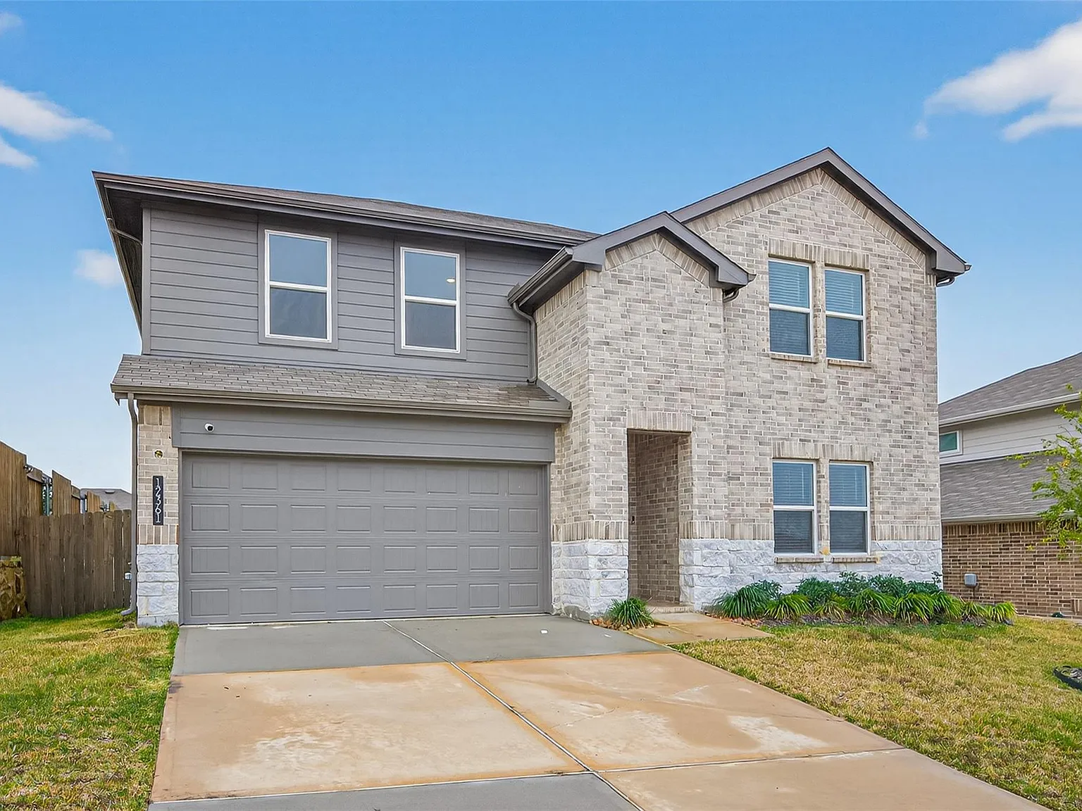 4 bed, 2.5 bath, 3151 sqft, $2,500 — Photo 3