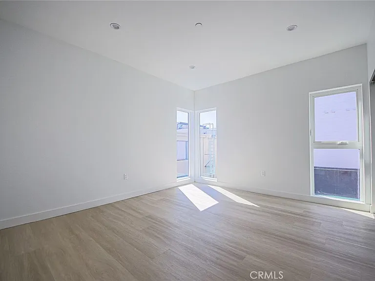 5265 Cartwright Ave #1 — Photo 41