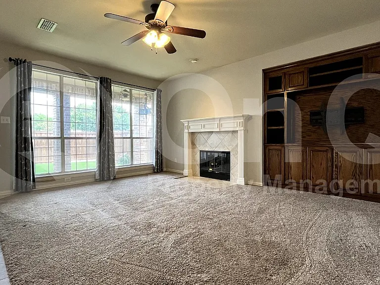 6798 Lee Meadow Dr — Photo 6