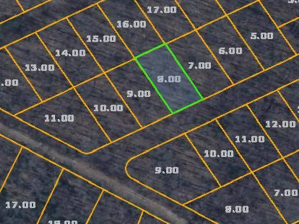 16 White Shr, Crab Orchard, TN 37723