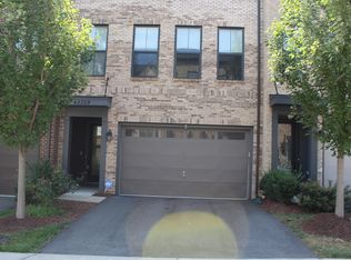 42359 Piper Creek Ter, Ashburn, VA 20148