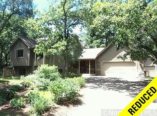 2450 Quebec Ave S, Lakeland, MN 55043