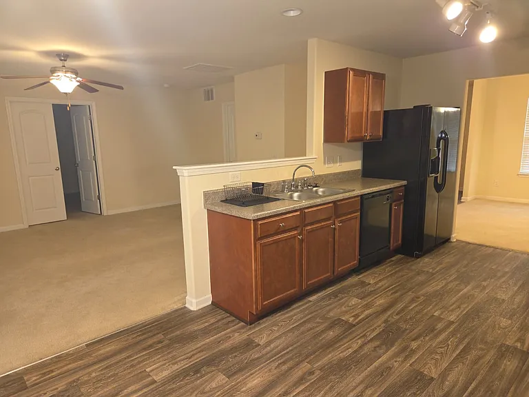 6821 Planting Ct — Photo 21