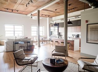 314 Poyntz Ave #202, Manhattan, KS 66502