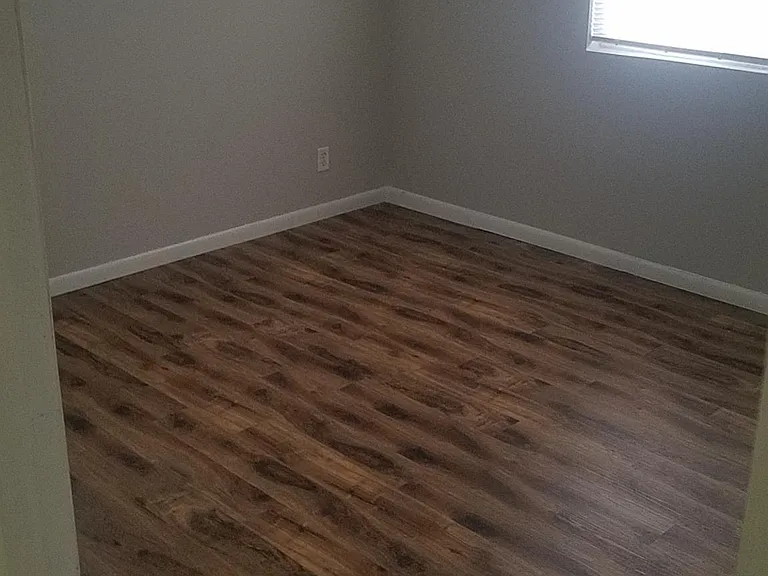 816 Moon Rd #D — Photo 7