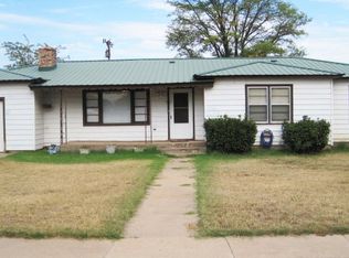 1410 Avenue L, Ralls, TX 79357