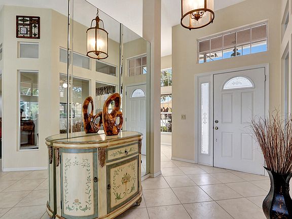 4th image of 1699 SW Monarch Club Drive