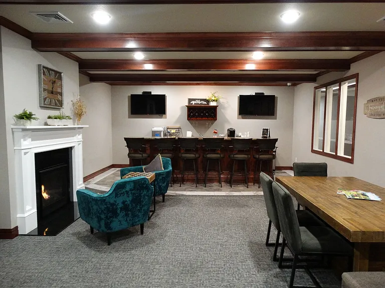 Grasslands Apartments — Photo 26