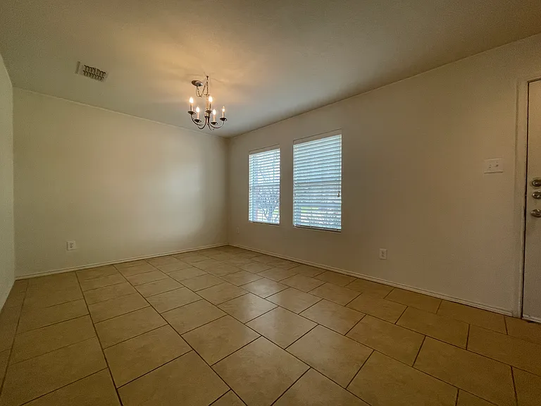 1421 Puerto Lago Dr — Photo 7