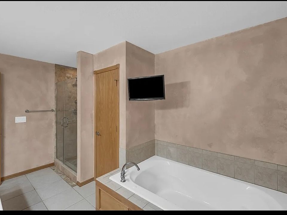 1st image of 2263 SW Woodbury Ln