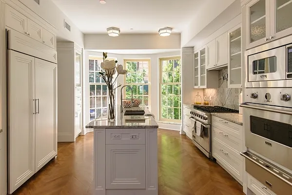 Sold by Related Sales | media 29