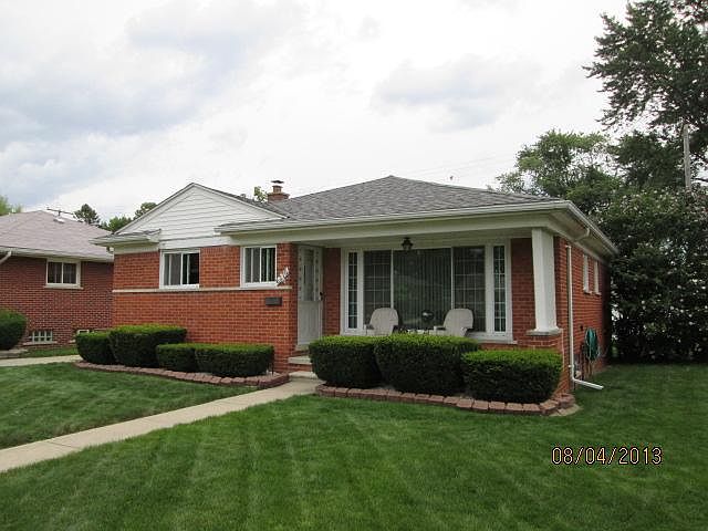 1st image of 8276 N Silvery Ln