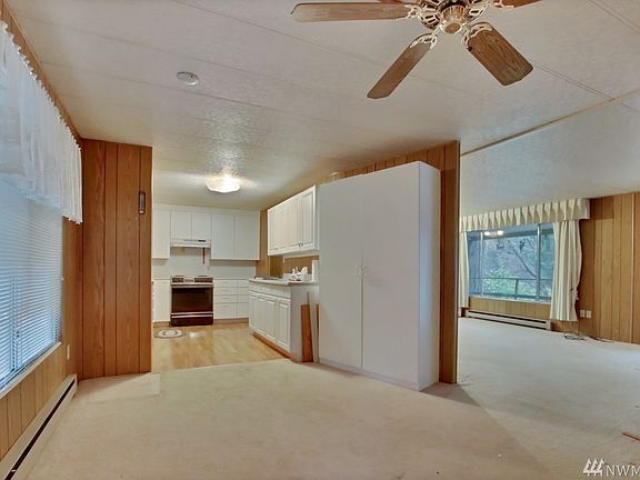 5th image of 14609 91st Ave NW
