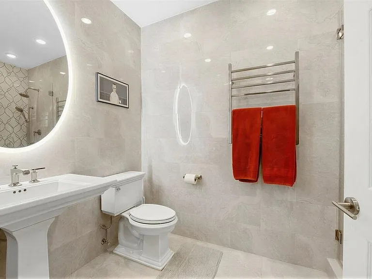 15 Warren St #115 — Photo 9