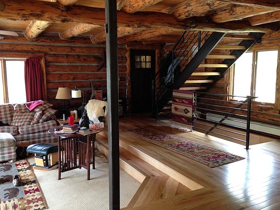 Living area-showing up staircase to Master