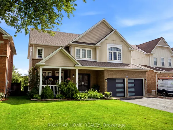 1427 Aldergrove Ct, Oshawa, ON L1K 2Y4