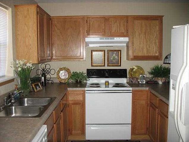 2nd image of 1772 W Pleasant Woods Dr