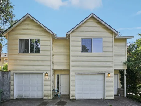 39280 Hood St, Sandy, OR 97055