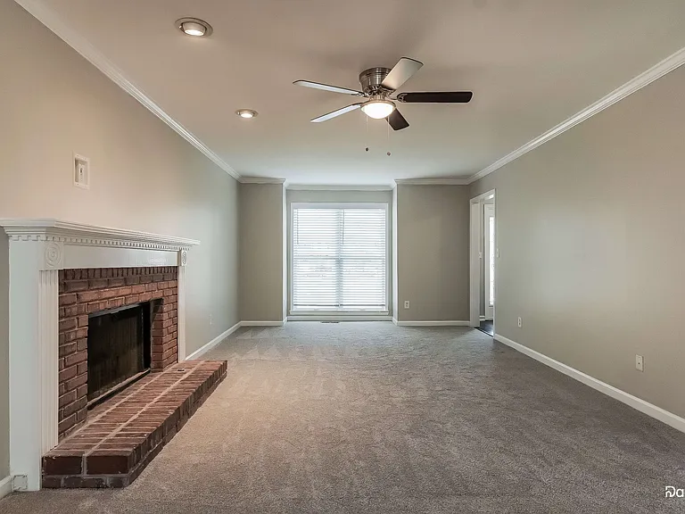 208 Little Fawn Cir — Photo 5