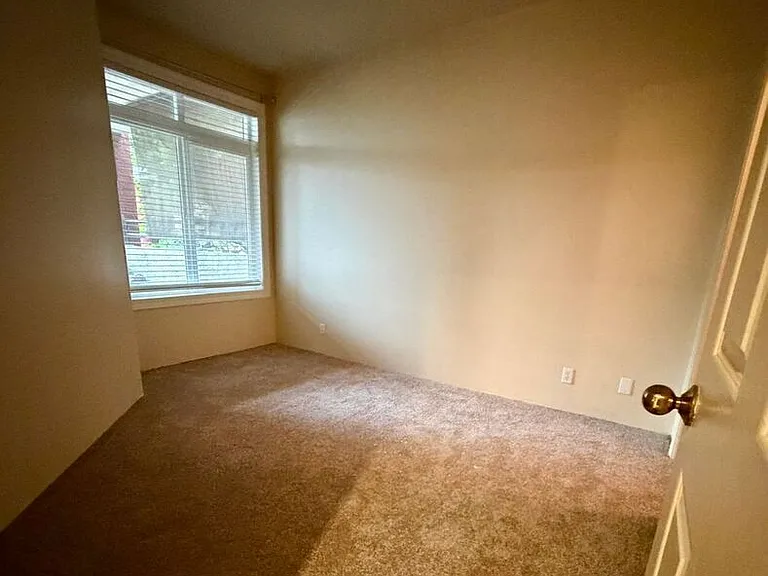 175 W Cheyenne Rd #312 — Photo 16