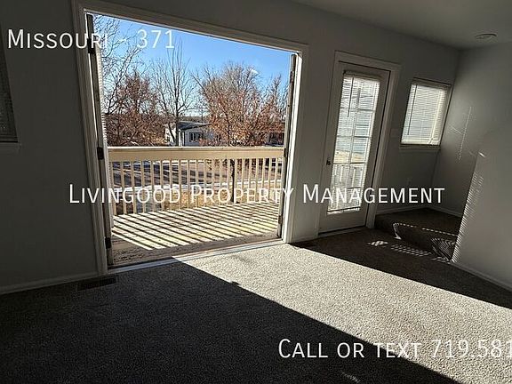 5th image of 371 E Missouri Ave #371