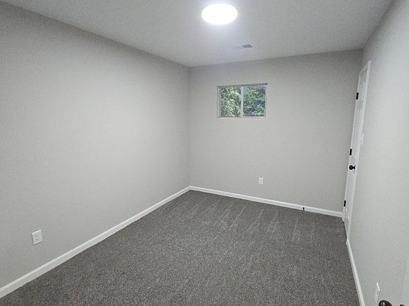 5th image of 30 W Cooper St #B