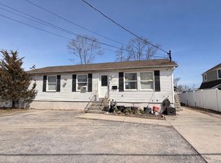 59 Wheeler Rd, Central Islip, NY 11722