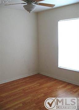 5th image of 488 Bell Blvd