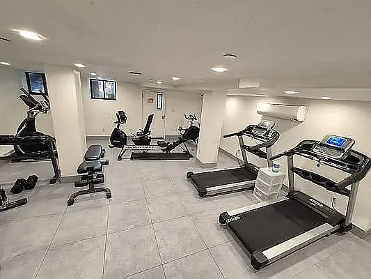 171 Linden Blvd #1R — Photo 8