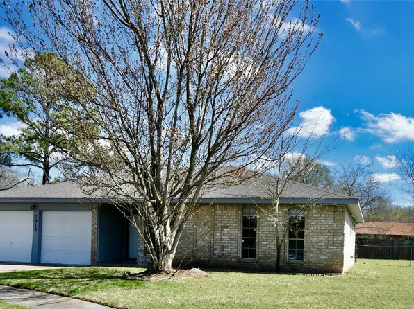 7918 Bunker Wood Ln, Houston, TX 77086