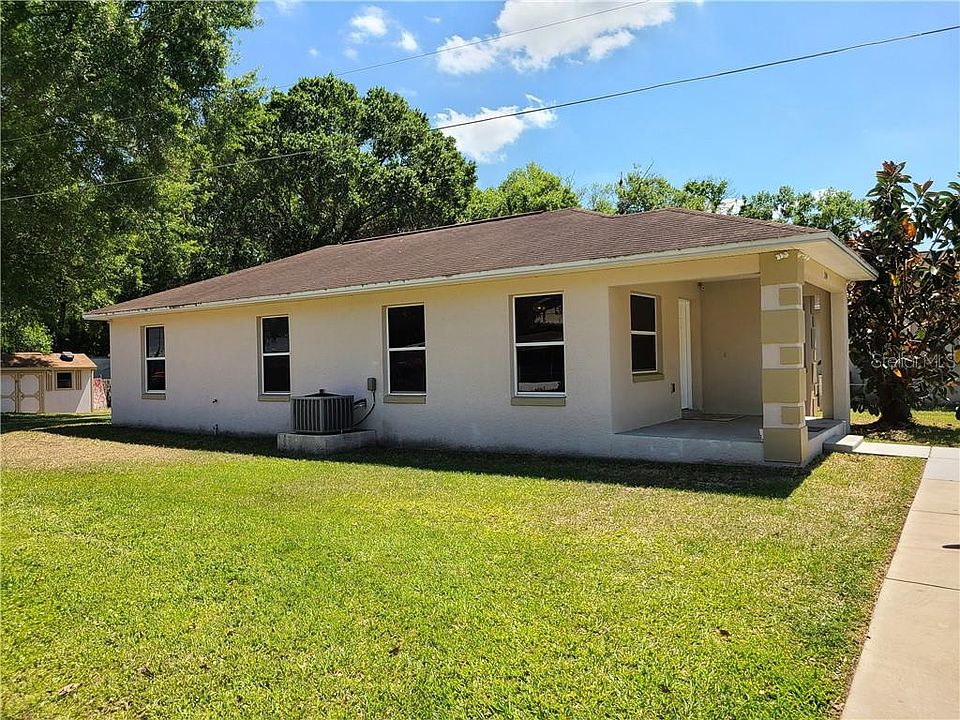 1st image of 204 S Eastside Dr