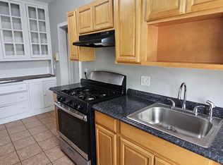 509 Norton Pkwy #310B, New Haven, CT 06511