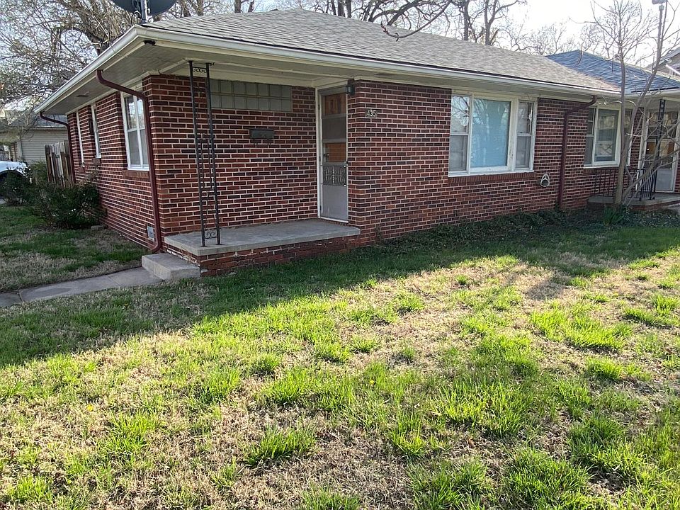 1st image of 435 E 11th Ave