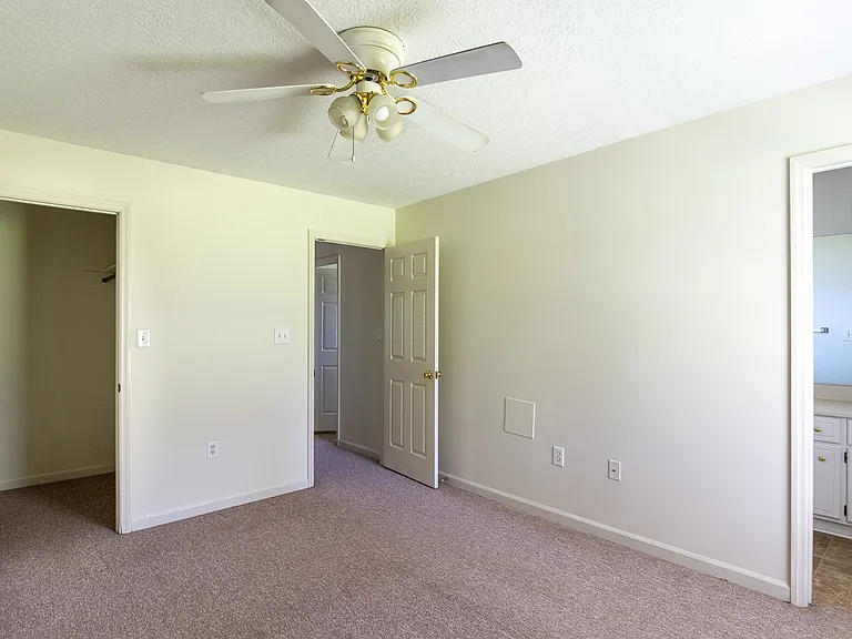 206 6th Ave #1 — Photo 9