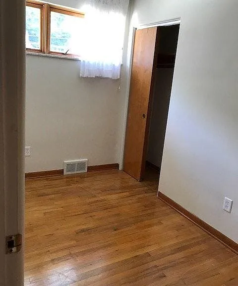1270 Commercial St — Photo 9