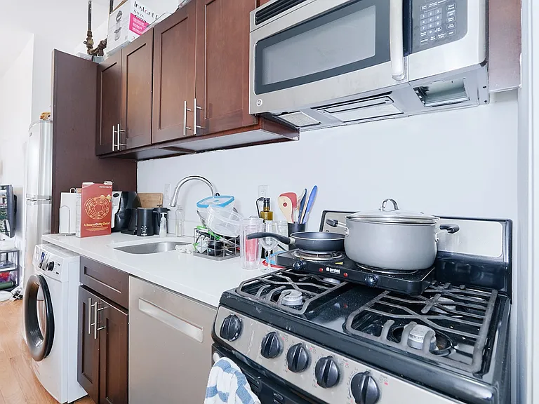 211 Avenue A #29 — Photo 7