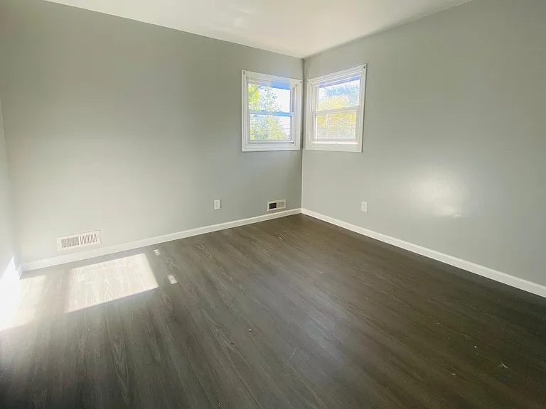256 Hillcrest St #2F — Photo 7