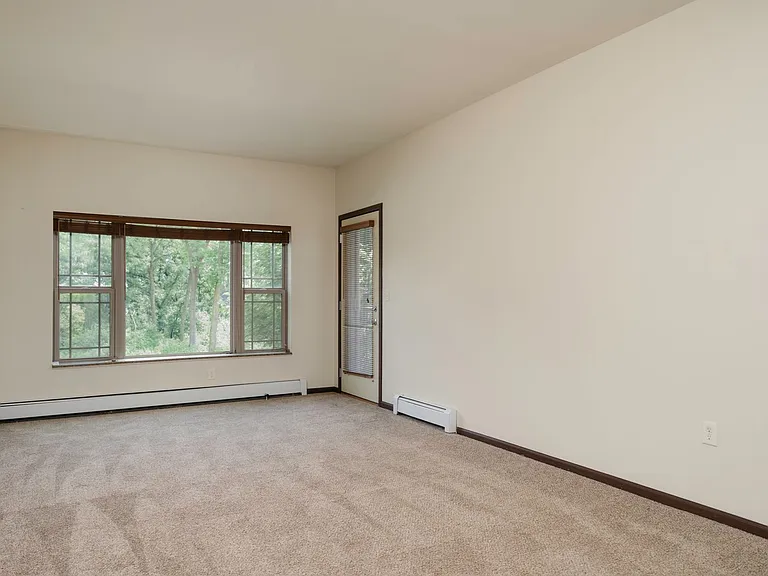 Arden Flats — Photo 30