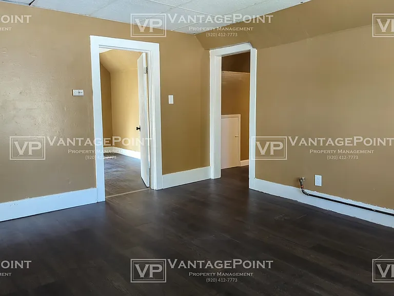 1527 1/2 N Alvin St — Photo 6